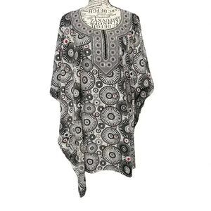 Soybury Women's White & Black Poly Caftan Swim Cover Up